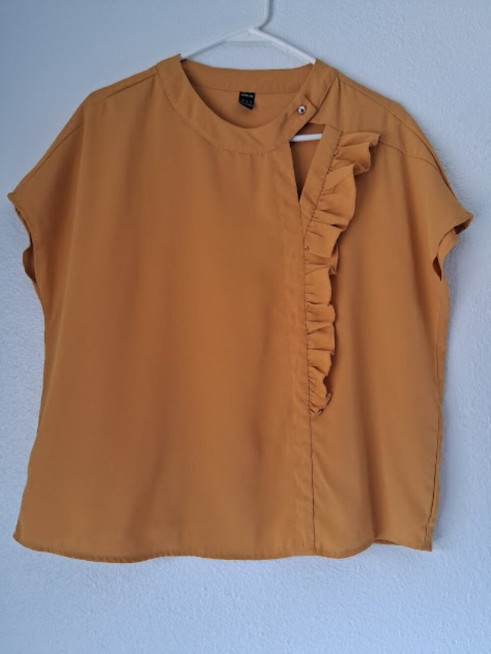 Shein women's size Xl yellow sleeveless blouse